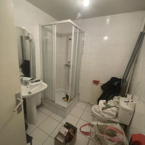 Ancienne-douche-inadapte-avant-travaux-Torcy-77